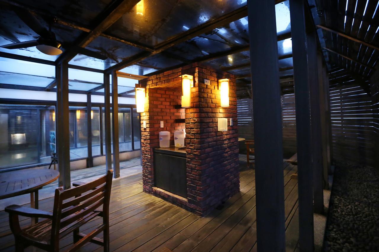 Shan-Yue Hotspring Hotel Taipei Exterior photo